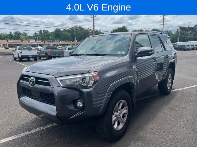 Used 2022 Toyota 4Runner SR5 Premium w/ Moonroof Package AWD/4WD image 2