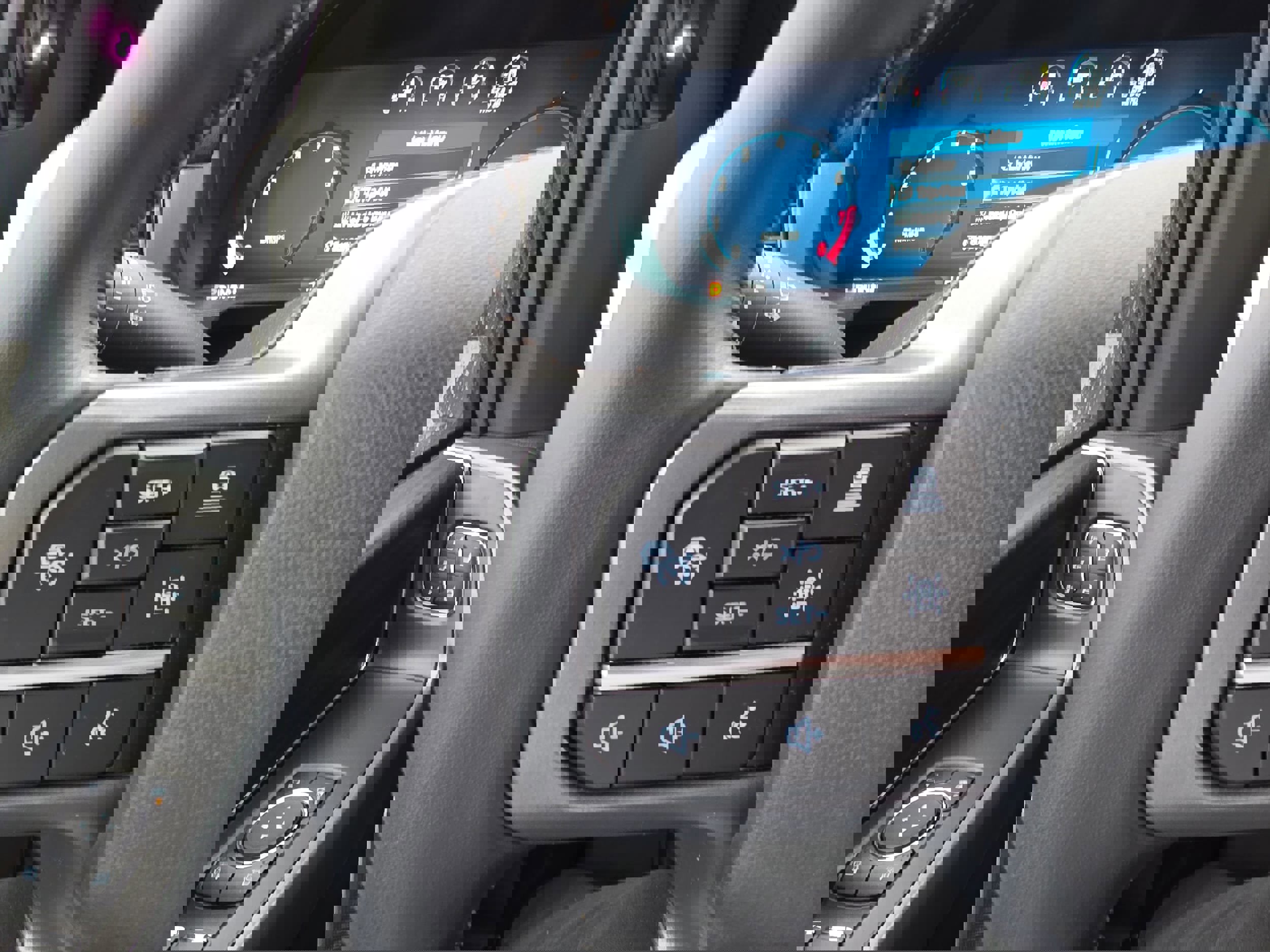 Certified 2024 Ford F150 Lariat w/ Equipment Group 502A High image 14