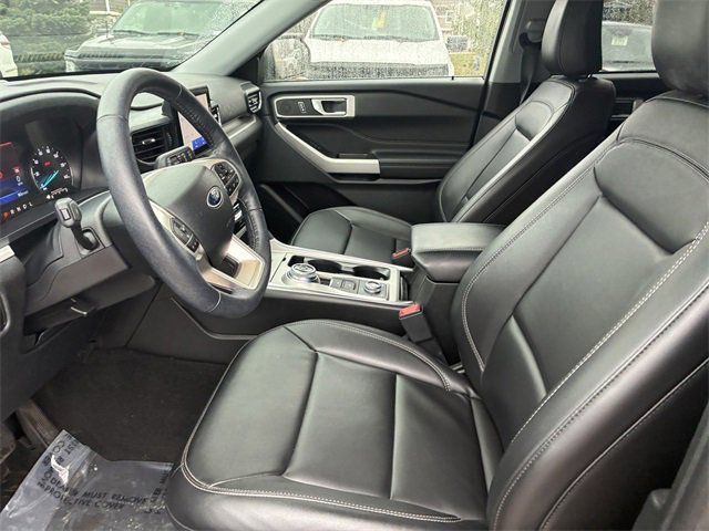 Certified 2023 Ford Explorer XLT w/ Equipment Group 202A image 13