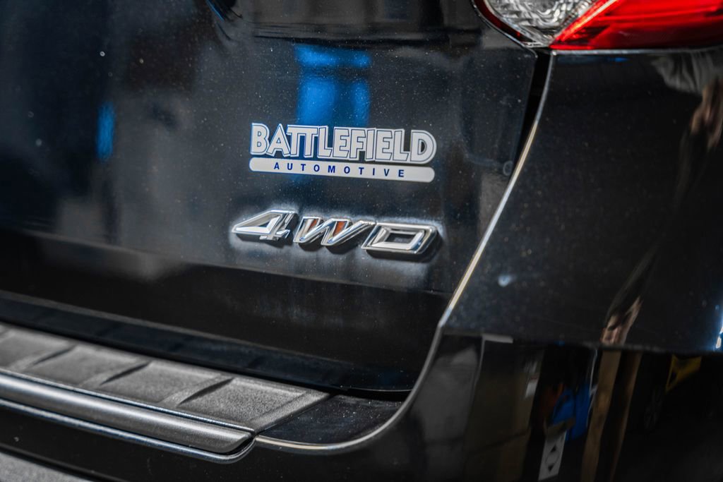 Certified 2021 Ford Explorer XLT w/ Equipment Group 202A image 9