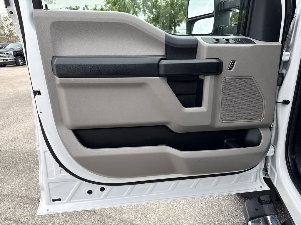 Certified 2018 Ford F350 XL image 15