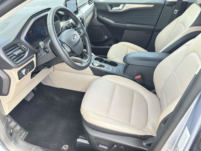 Certified 2022 Ford Escape Titanium FWD image 10