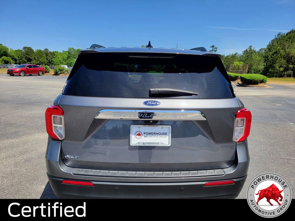 Certified 2022 Ford Explorer XLT RWD image 5