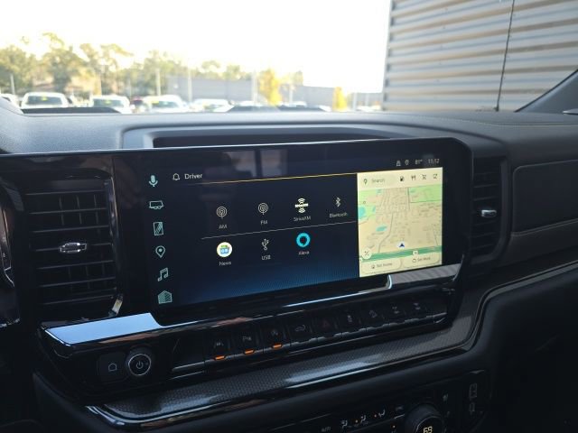 Used 2025 Chevrolet Silverado 1500 ZR2 w/ Technology Package image 10