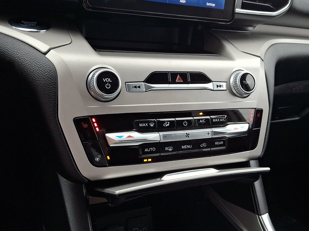 Certified 2023 Ford Explorer XLT w/ Equipment Group 202A AWD/4WD image 16