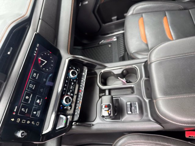 Used 2023 GMC Sierra 1500 AT4 w/ AT4 Premium Package AWD/4WD image 29