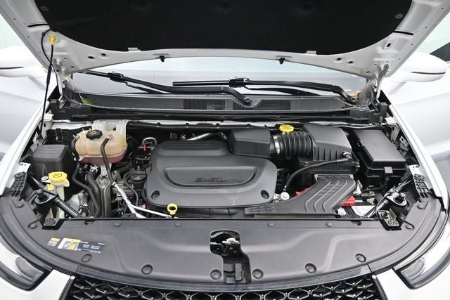 Used 2022 Chrysler Pacifica Touring-L FWD image 13
