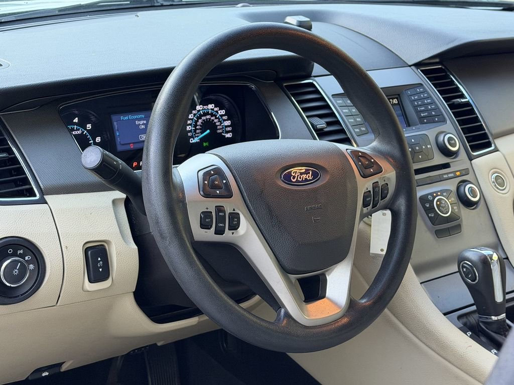 Certified 2019 Ford Taurus SE FWD image 17