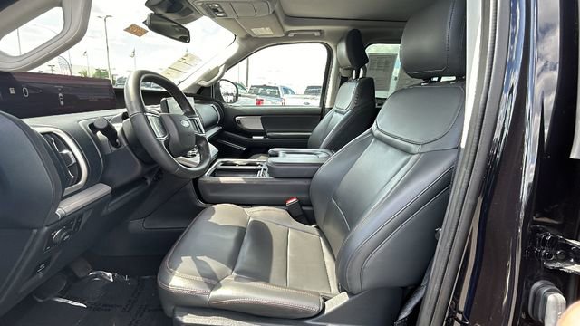 Certified 2025 Ford Expedition Active AWD/4WD image 19
