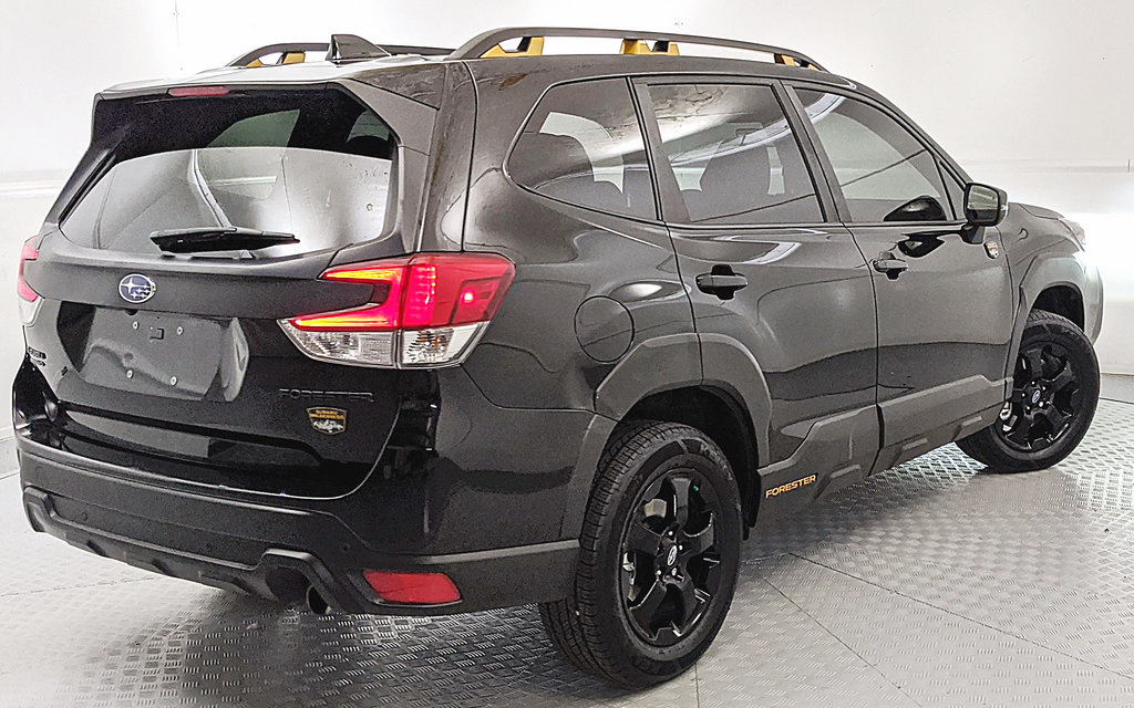 Used 2025 Subaru Forester Wilderness AWD/4WD image 4
