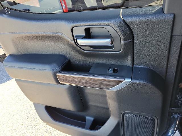 Used 2021 Chevrolet Silverado 1500 RST w/ All Star Edition Plus image 17