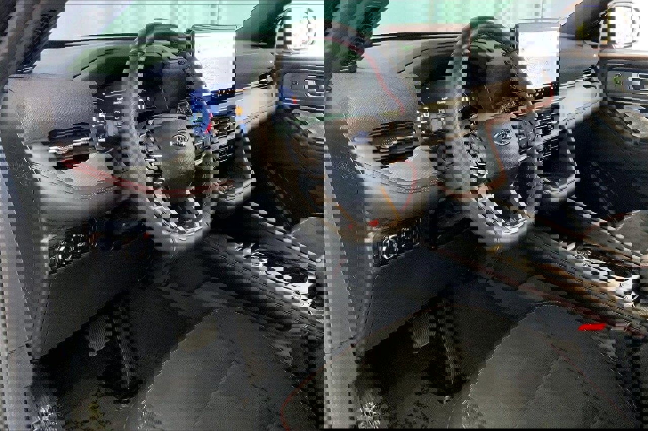 Certified 2025 Ford Explorer ST w/ Sun And Sound Package image 14