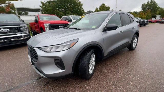 Certified 2023 Ford Escape Active AWD/4WD image 6