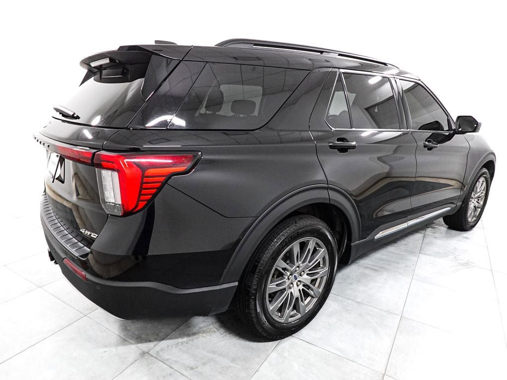 Certified 2025 Ford Explorer Active w/ Active Comfort Package AWD/4WD image 6