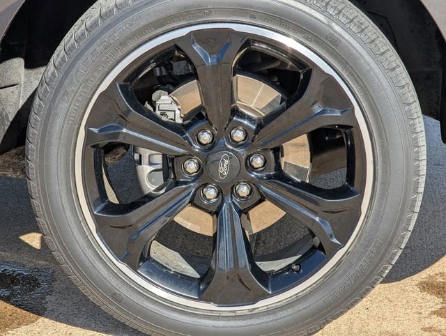 Certified 2023 Ford Expedition Limited image 10