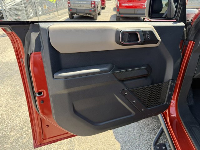 Certified 2024 Ford Bronco Wildtrak AWD/4WD image 10