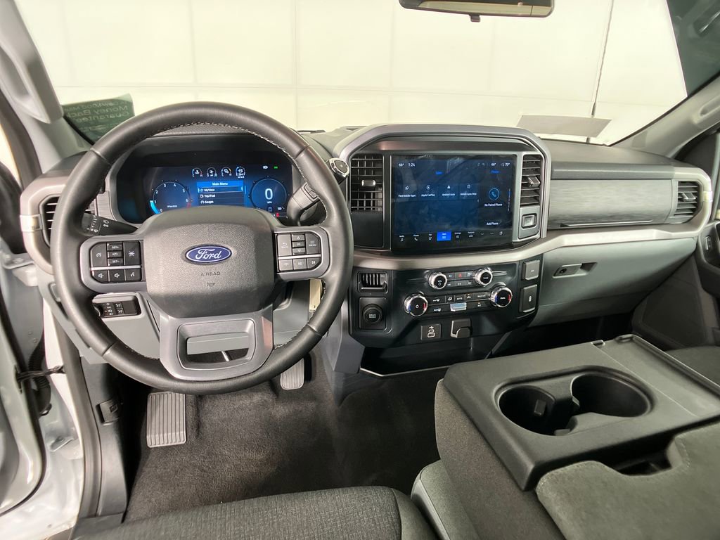 Certified 2025 Ford F150 XLT w/ Equipment Group 301A Standard image 8