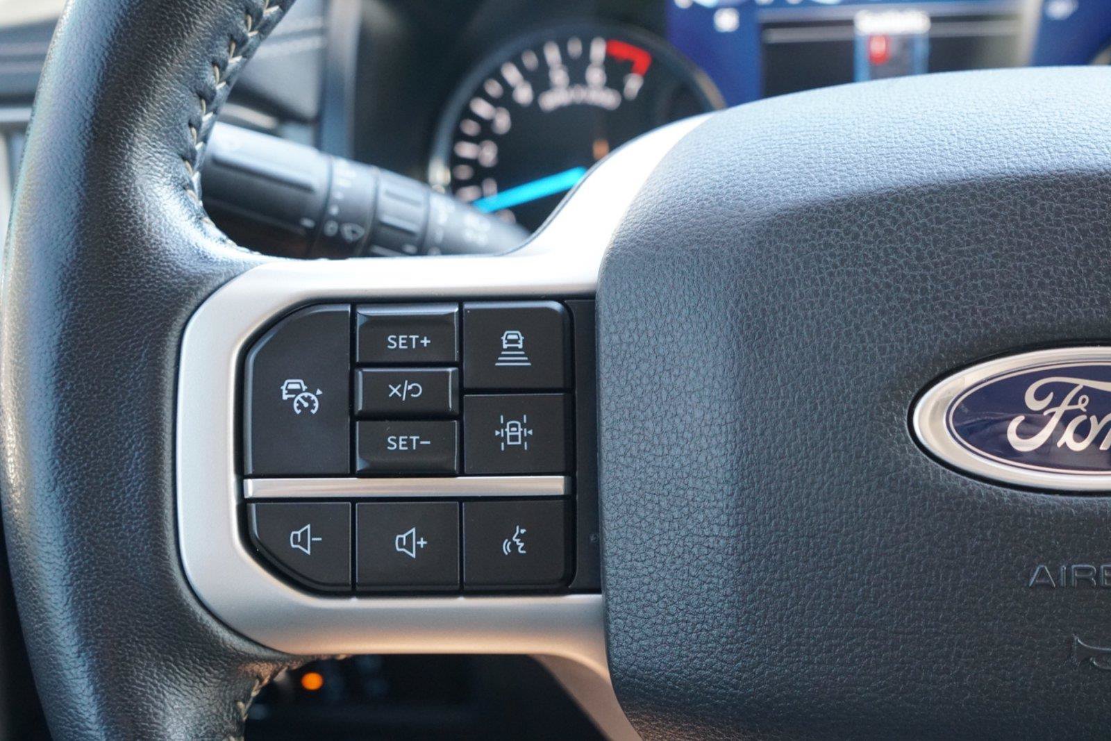 Certified 2023 Ford Expedition XLT RWD image 15