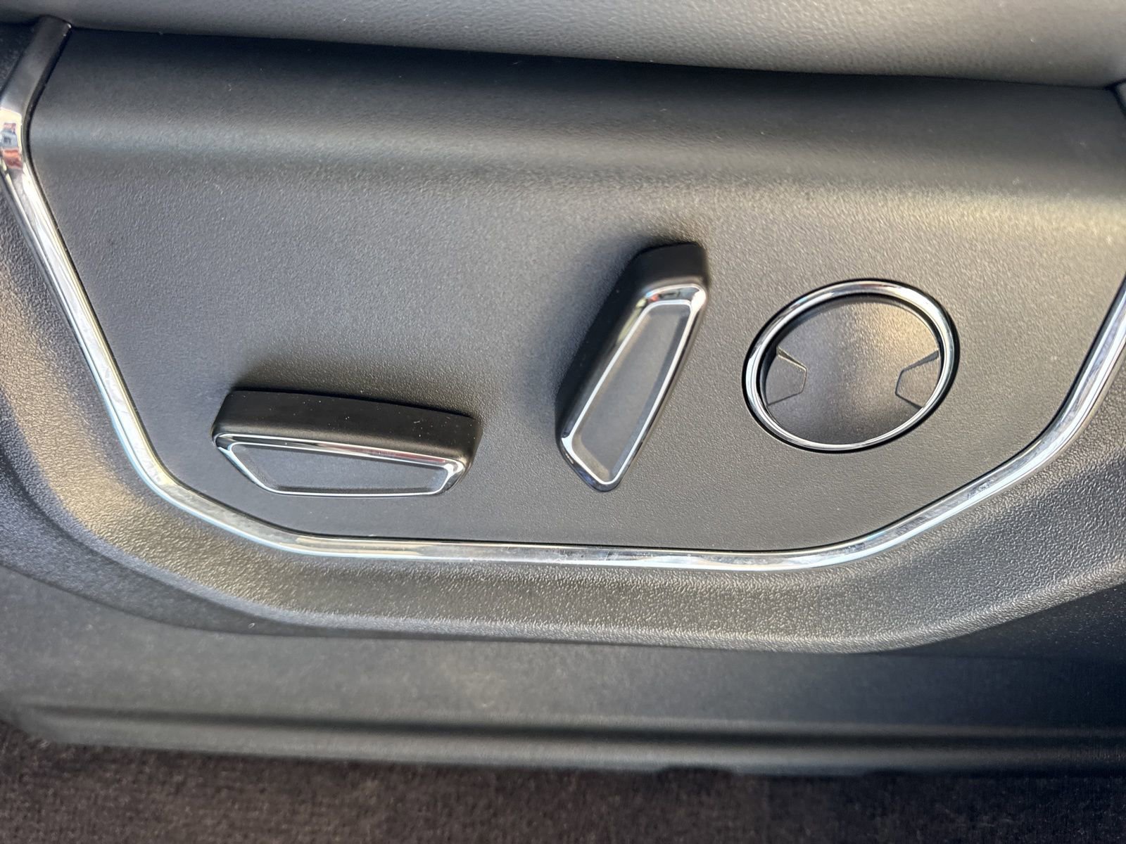 Certified 2023 Ford Expedition Max Platinum image 26