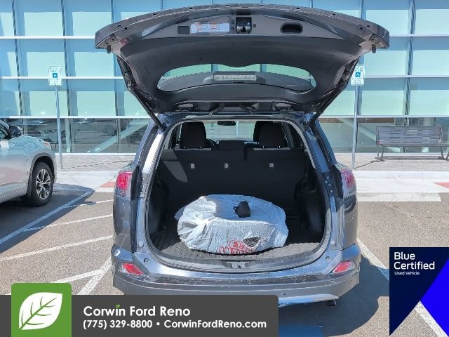 Used 2018 Toyota RAV4 XLE w/ Convenience Package AWD/4WD image 9