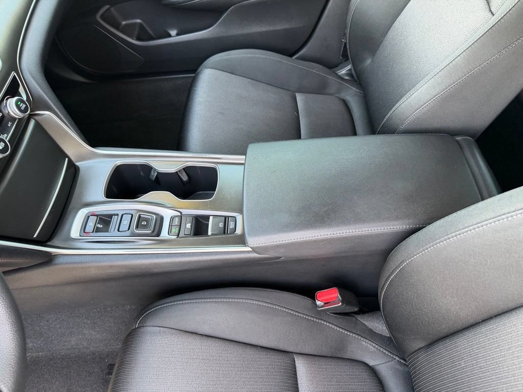 Used 2020 Honda Accord Hybrid image 13
