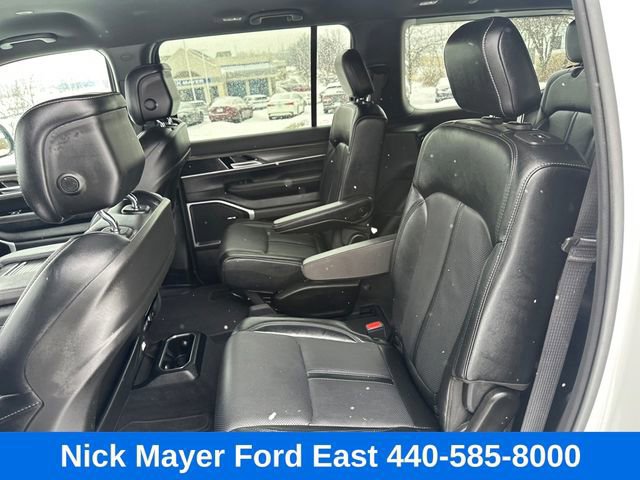 Used 2024 Jeep Wagoneer Series II AWD/4WD image 26