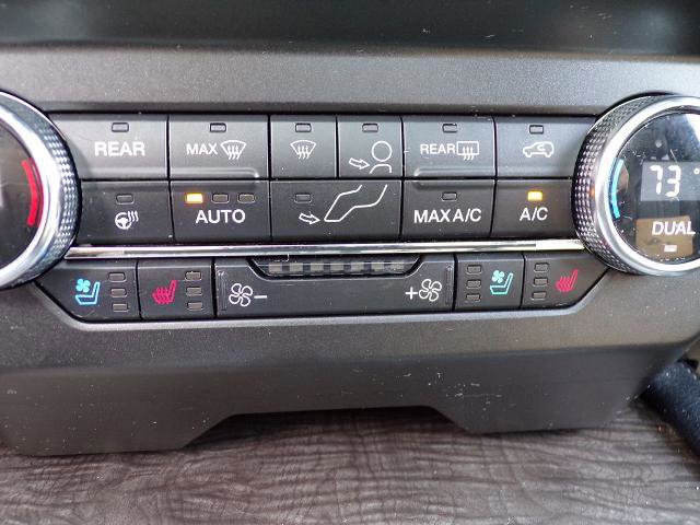 Certified 2019 Ford Expedition Limited w/ Equipment Group 302A image 21