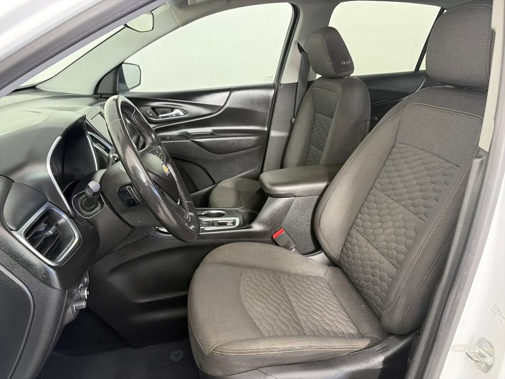 Used 2020 Chevrolet Equinox LT FWD image 11