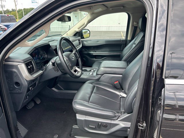 Certified 2024 Ford Expedition XLT AWD/4WD image 9