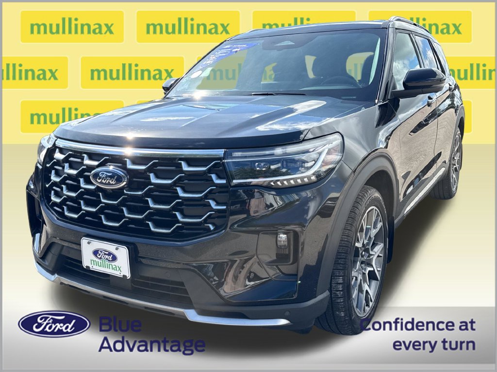 Certified 2025 Ford Explorer Platinum w/ Ultimate Package RWD image 11