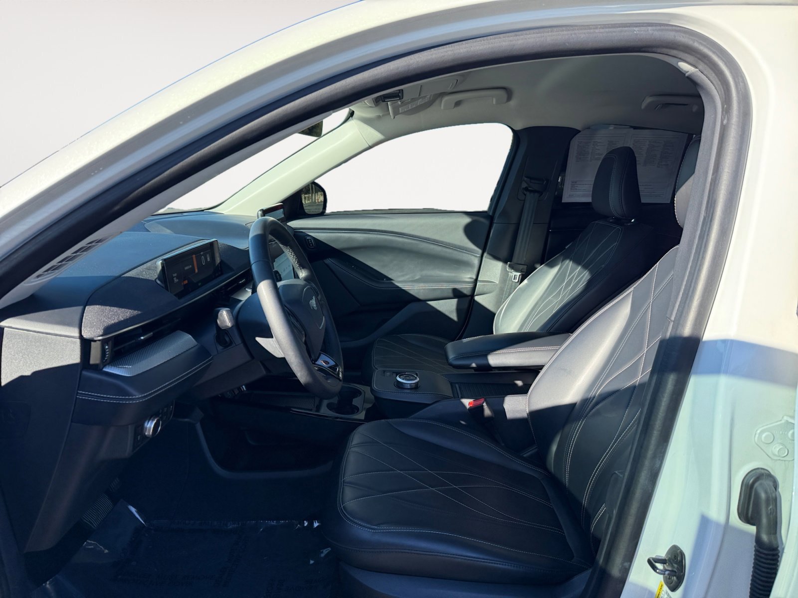 Certified 2022 Ford Mustang Mach-E Select image 10