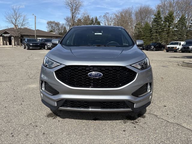 Certified 2023 Ford Edge ST-Line image 17