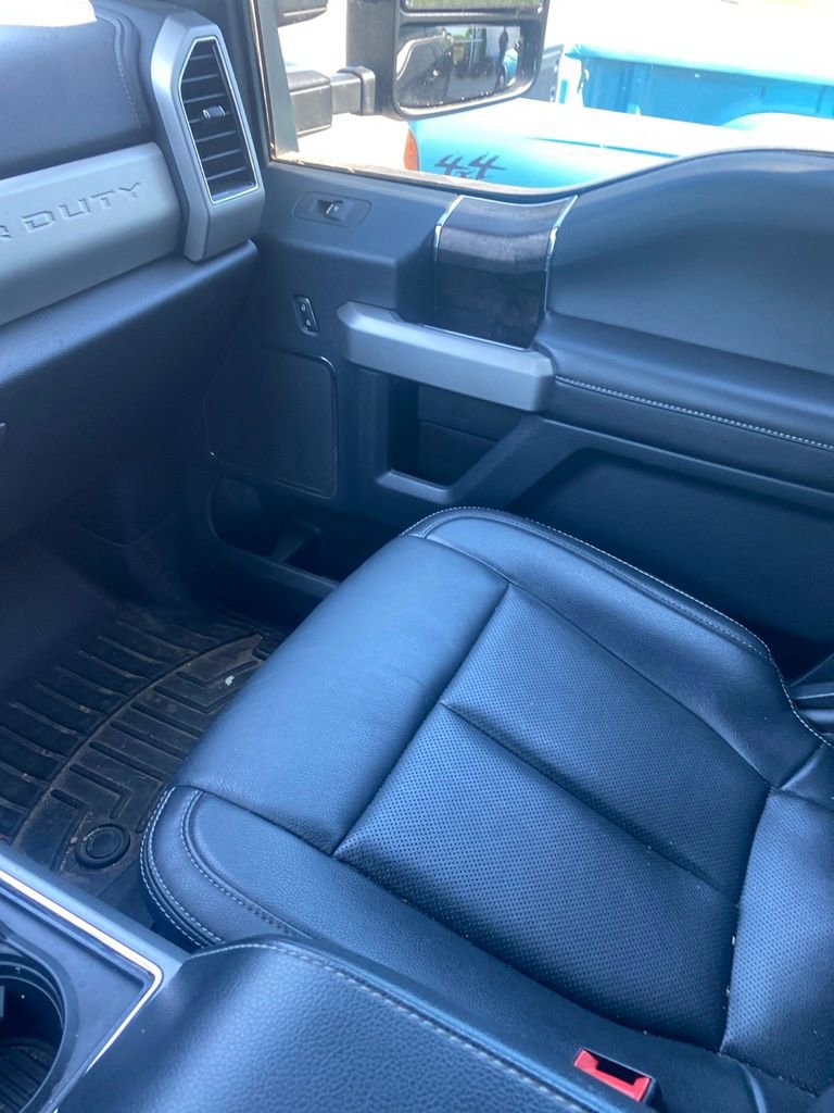 Certified 2022 Ford F250 Lariat w/ Black Appearance Package AWD/4WD image 22