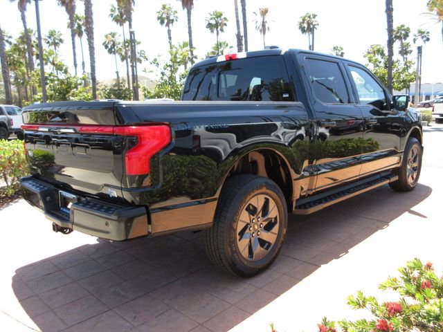 Certified 2025 Ford F150 Lightning Lariat w/ Max Trailer Tow Package AWD/4WD image 4