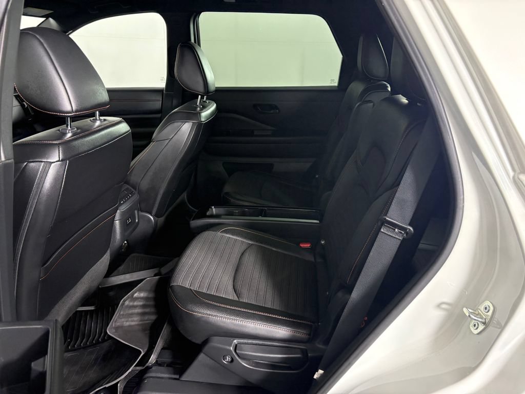 Used 2024 Nissan Pathfinder Rock Creek AWD/4WD image 27