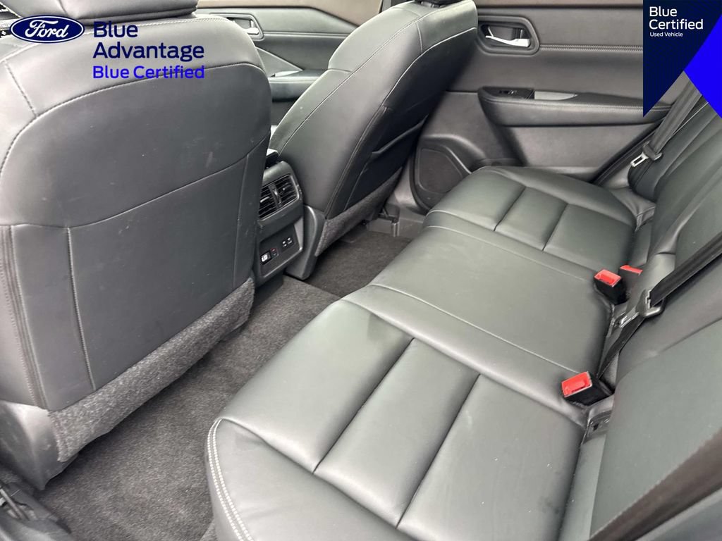 Used 2023 Nissan Rogue SL w/ SL Premium Package FWD image 11