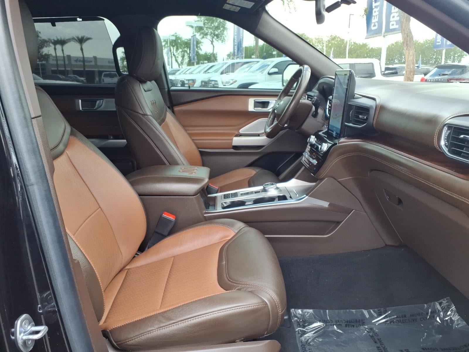 Certified 2022 Ford Explorer King Ranch w/ Class IV Trailer Tow Package RWD image 11