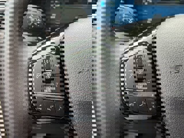 Certified 2024 Ford Escape SE w/ PHEV Premium Package image 17