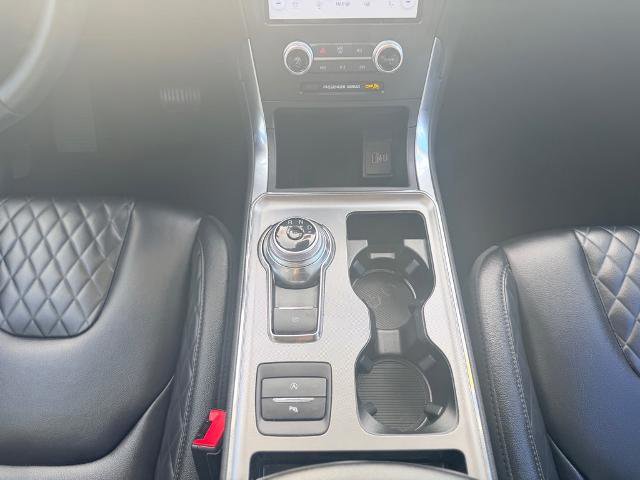 Certified 2024 Ford Edge Titanium image 23