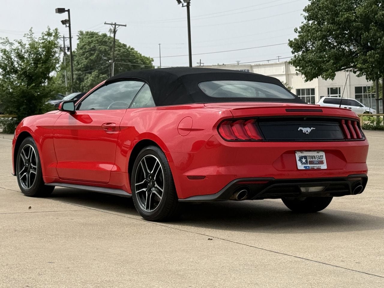 Certified 2023 Ford Mustang Premium RWD image 4