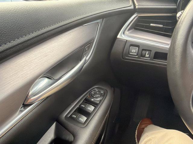 Used 2023 Cadillac XT5 Luxury AWD/4WD image 24