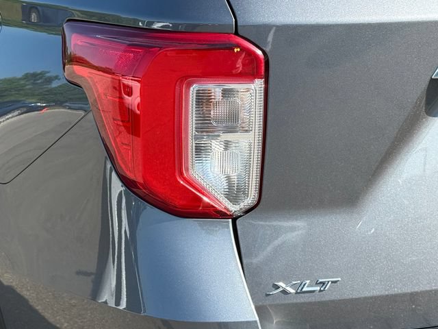 Certified 2023 Ford Explorer XLT w/ Equipment Group 202A AWD/4WD image 30