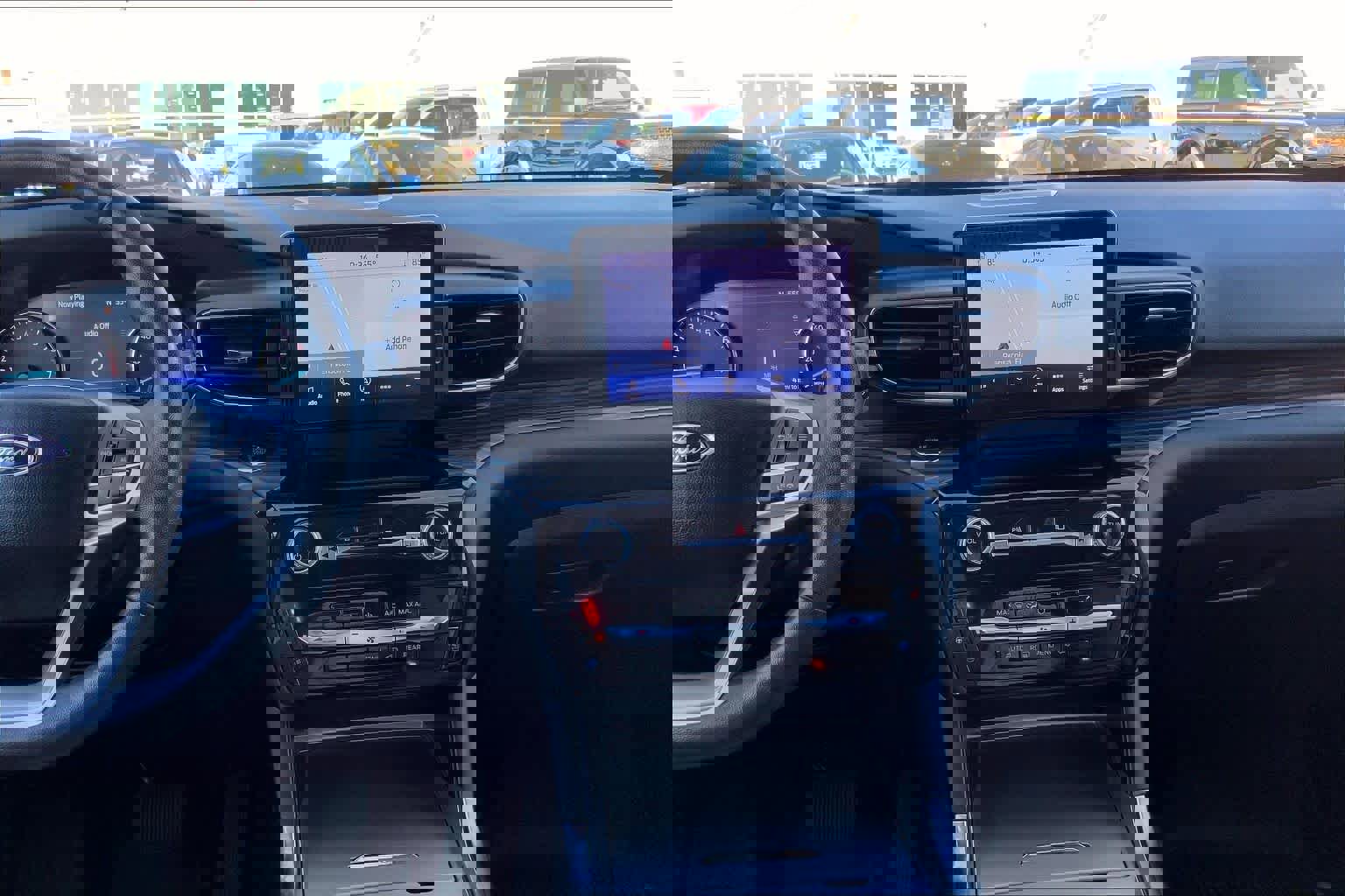 Certified 2022 Ford Explorer Limited w/ Equipment Group 301A image 6