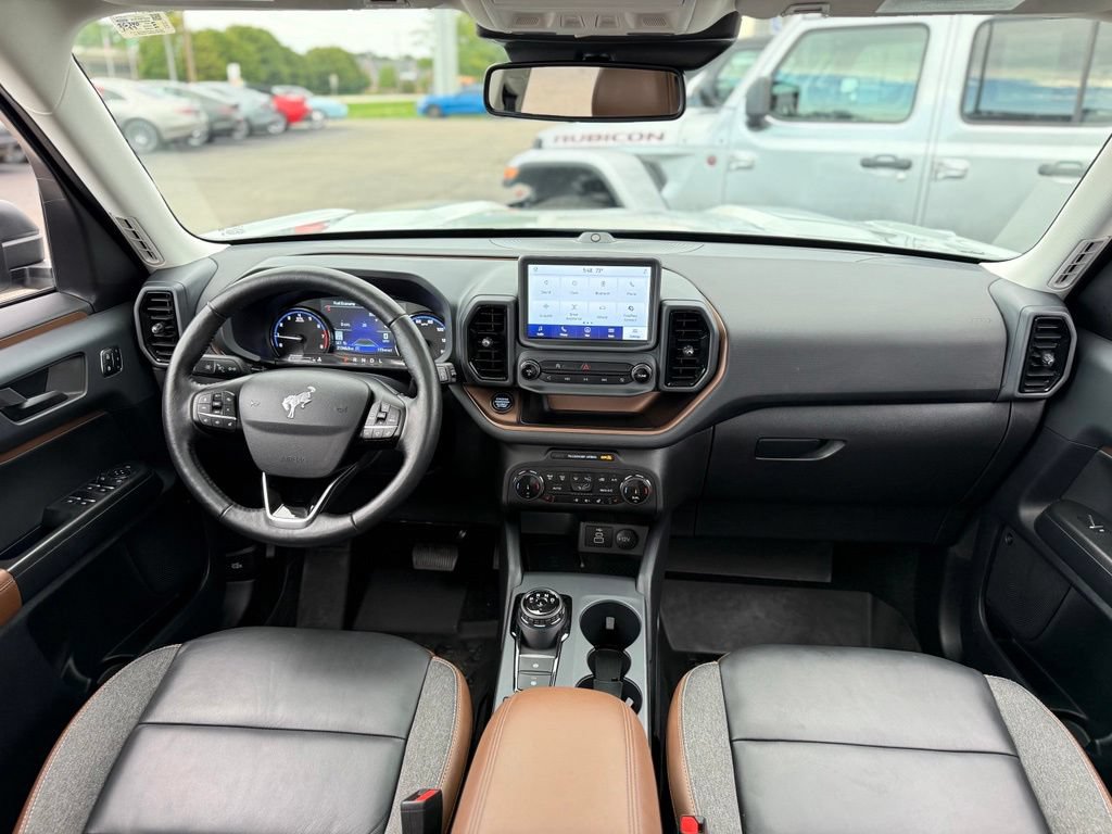 Certified 2023 Ford Bronco Sport Outer Banks w/ Tech Package AWD/4WD image 2
