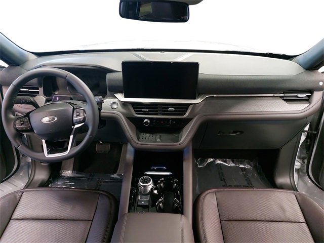 Certified 2025 Ford Explorer Platinum w/ Ultimate Package image 9