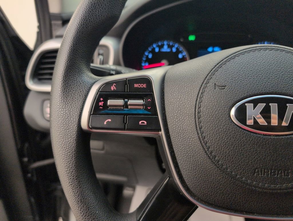 Used 2020 Kia Sorento LX FWD image 35