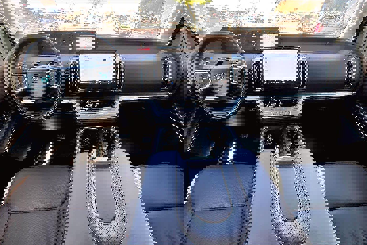 Certified 2025 Ford Expedition Platinum w/ Platinum Ultimate Package image 7