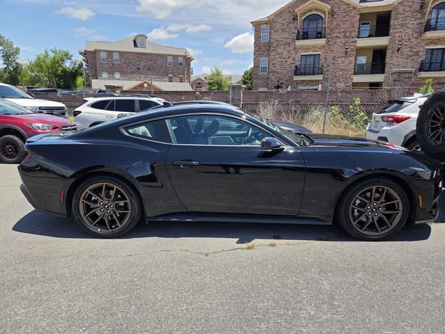 Certified 2025 Ford Mustang Premium RWD image 9