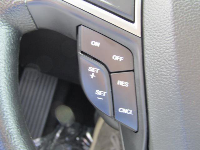 Certified 2018 Ford Fusion SE FWD image 24