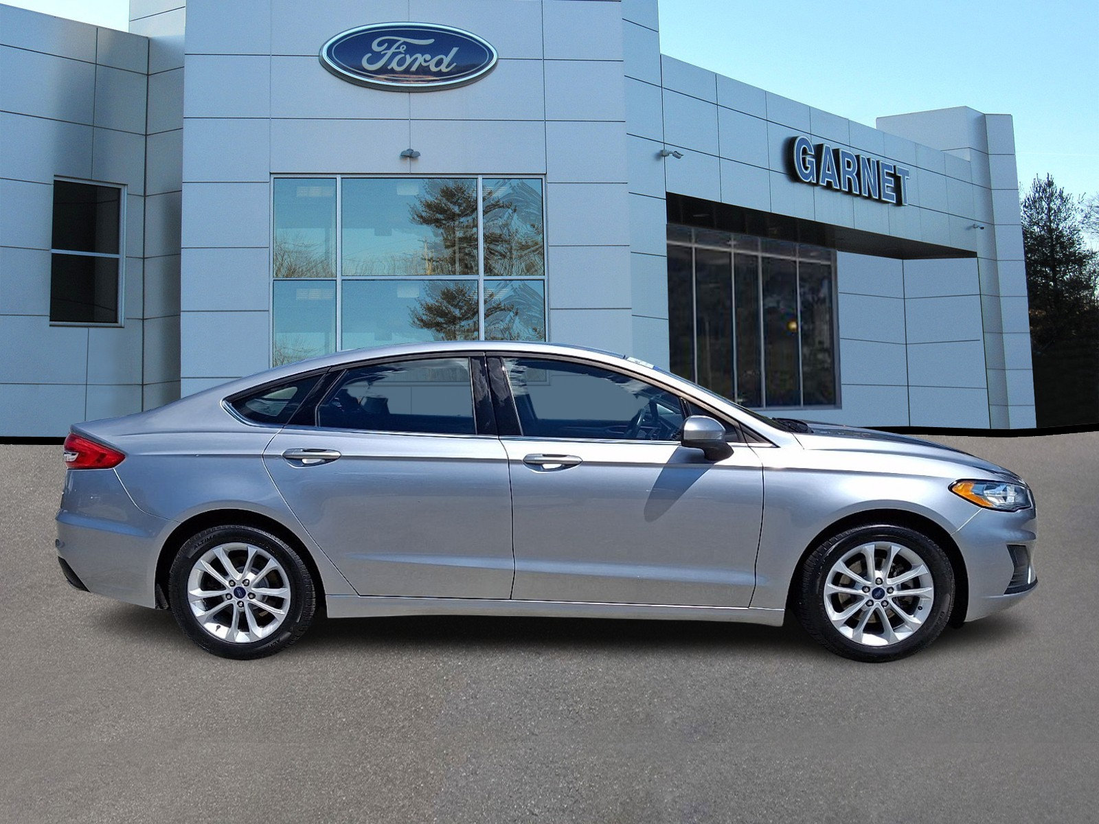 Certified 2020 Ford Fusion SE FWD image 10